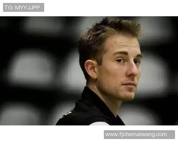 99号足球星：从默默无闻到世界瞩目，跨越巅峰的传奇之路