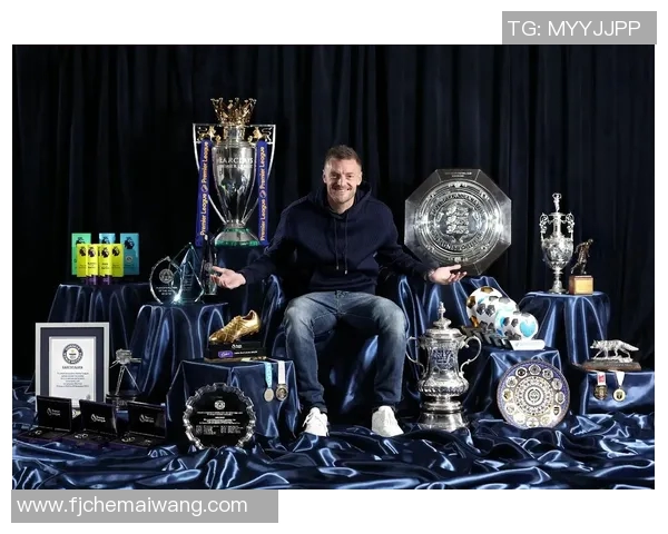 足球外号与球星传奇：揭秘世界顶级球员背后的绰号与故事